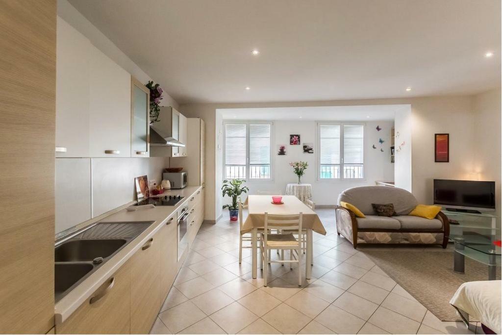 Appartement L Olivier à Antibes Extérieur photo